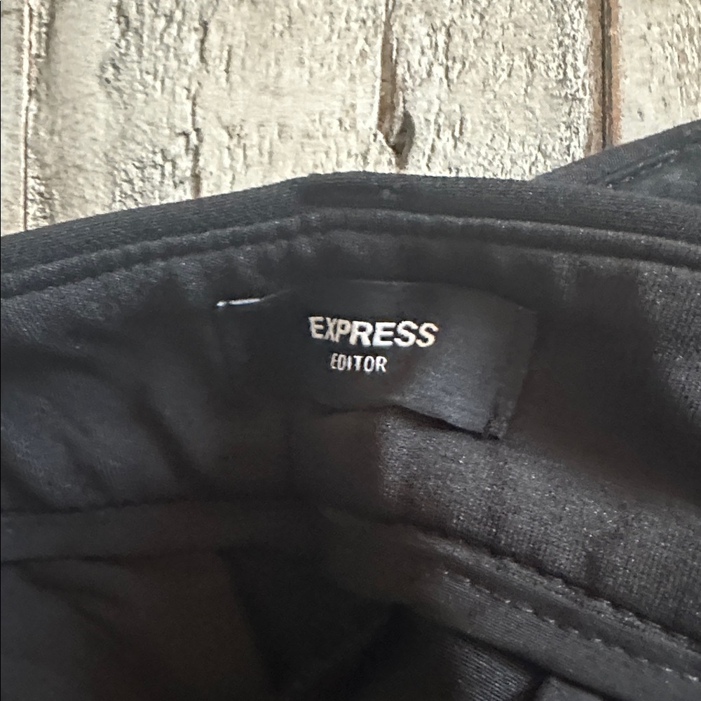 Express pants - Picture 3 of 4
